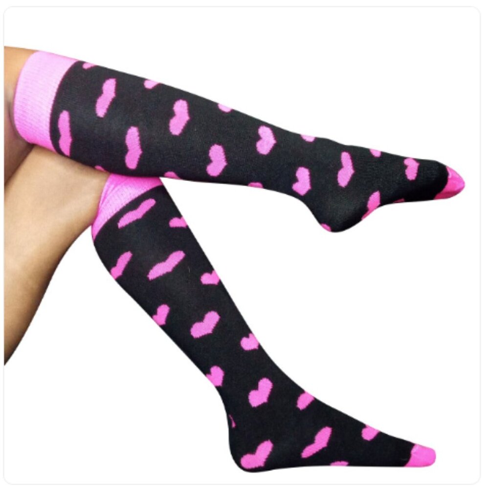 chrissy's socks / Black/Neon Pink Heart knee-highs Socks - Women's 7-11 - NEW